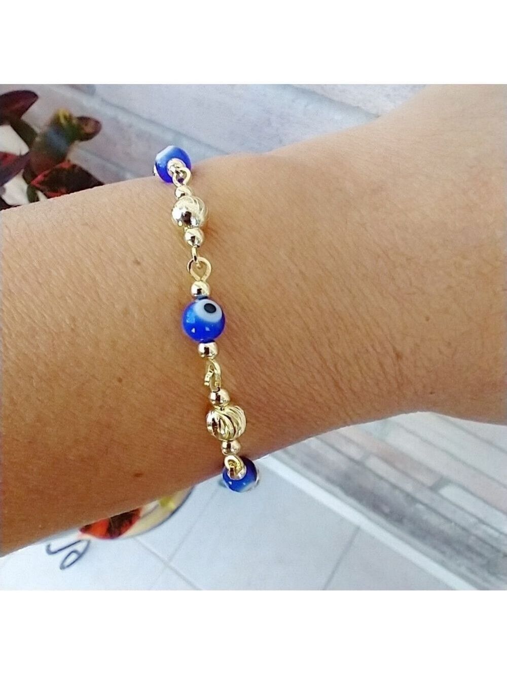 NWOT Blue Evil Eye Link Bracelet